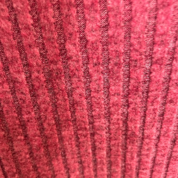 Women’s Burgundy Scooped Neck with Long Sleeves Sweater
Size XXL - Picture 3 of 5